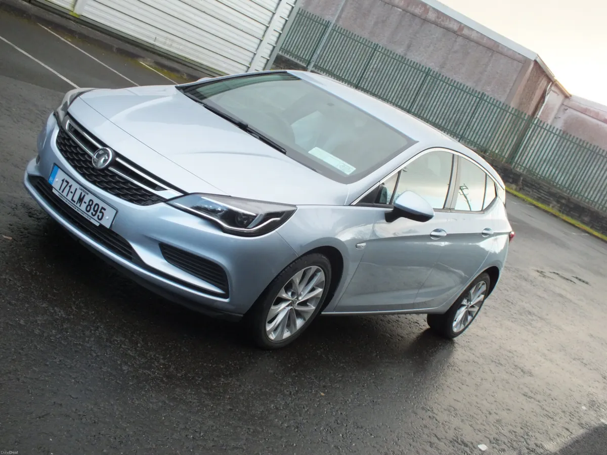 Vauxhall Astra 2017  1.6 CDTI - Image 3
