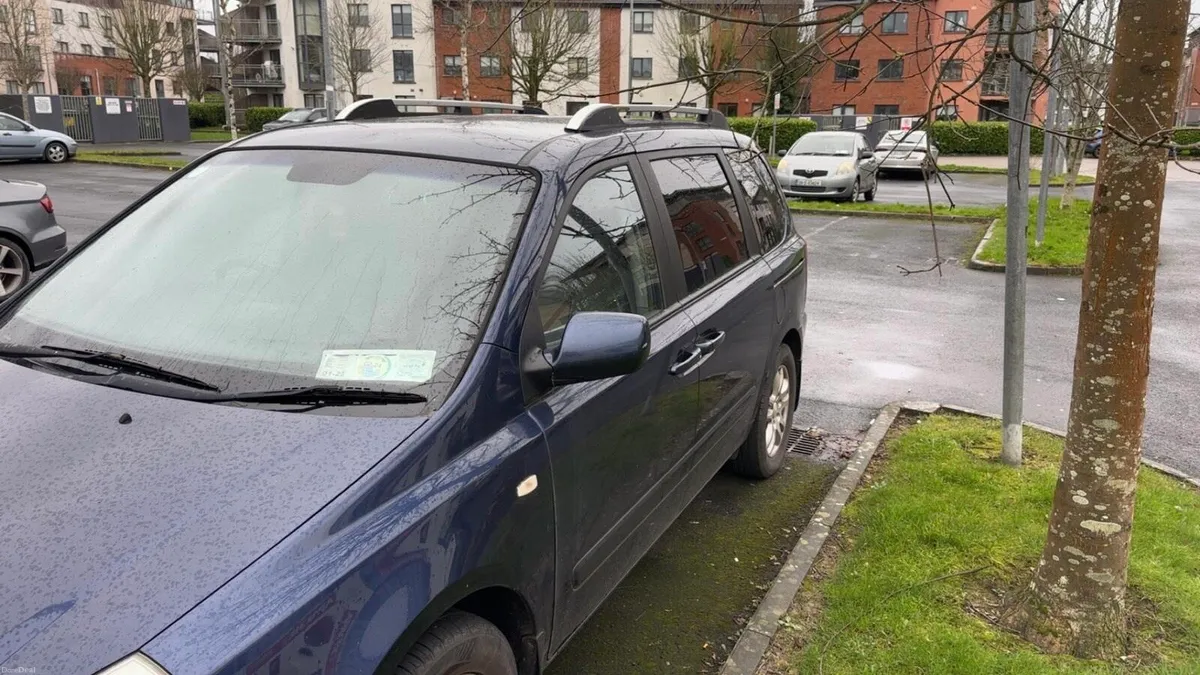 Wheelchair accessible Kia Sedona - Image 4