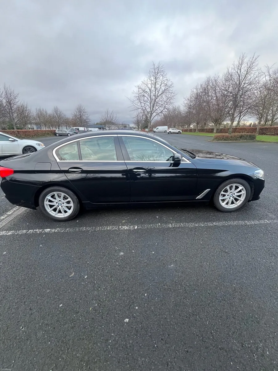 BMW 5-Series 2017 - Image 3