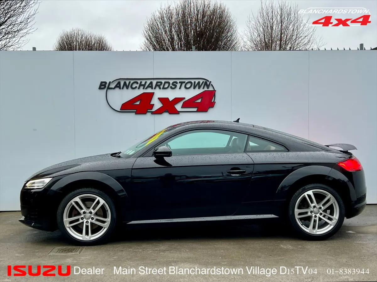 AUDI TT 2.0 TDI ARMANI BLACK ULTRA 190hp - Image 3