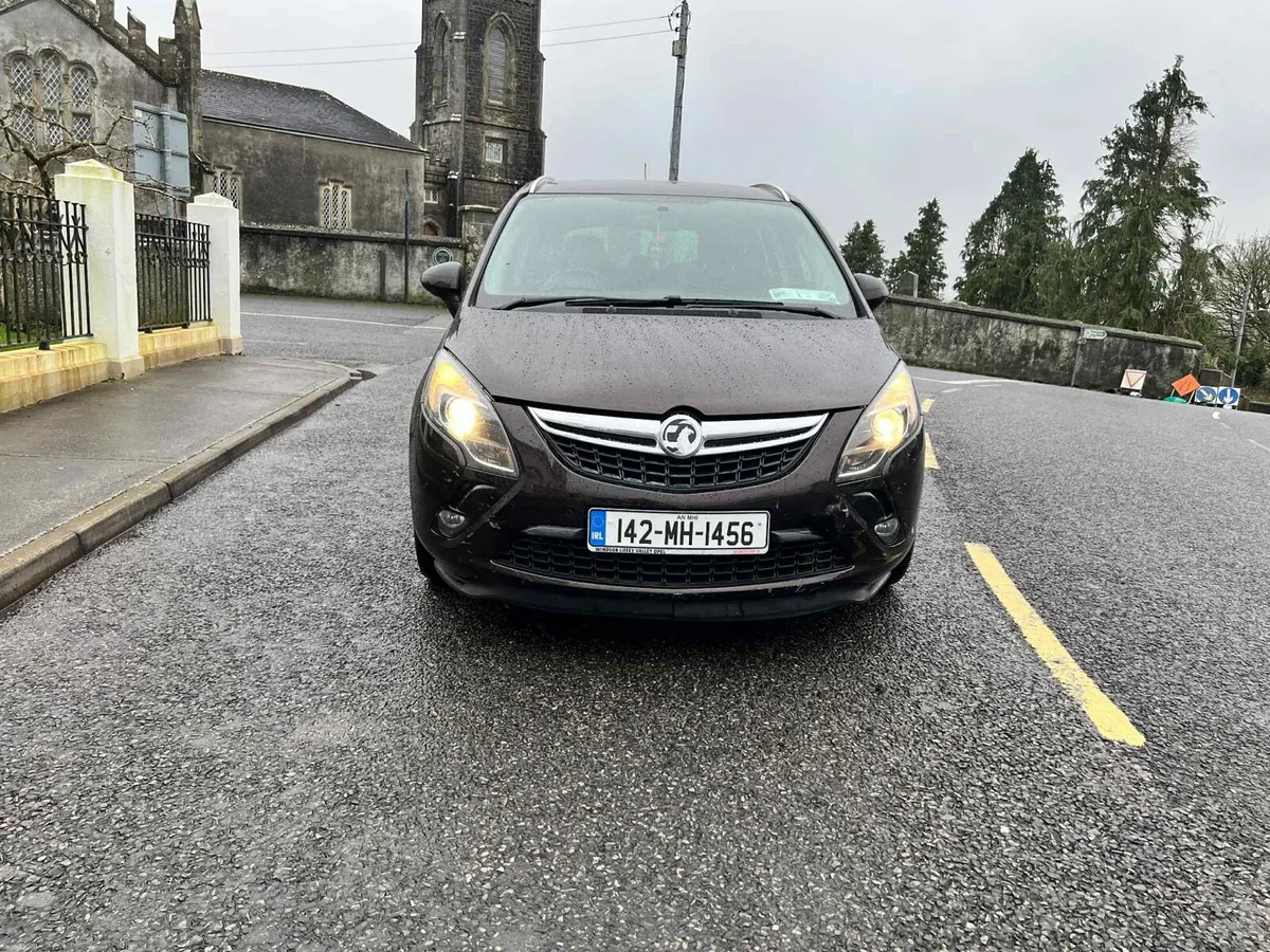 Vauxwall Zafira 2.0 diesel With 140.000 miles - Image 2