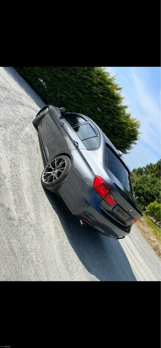 BMW 318D msport - Image 2