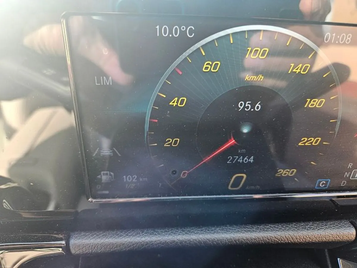 2019 Mercedes-Benz B-Class LOW MILAGE - Image 3