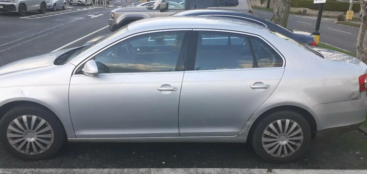 Volkswagen Jetta 2006 - Image 3