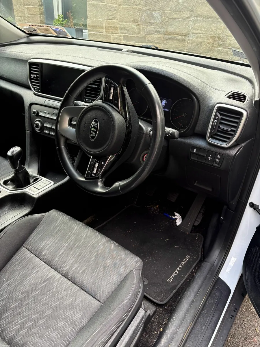 Kia Sportage 2021 - Image 2
