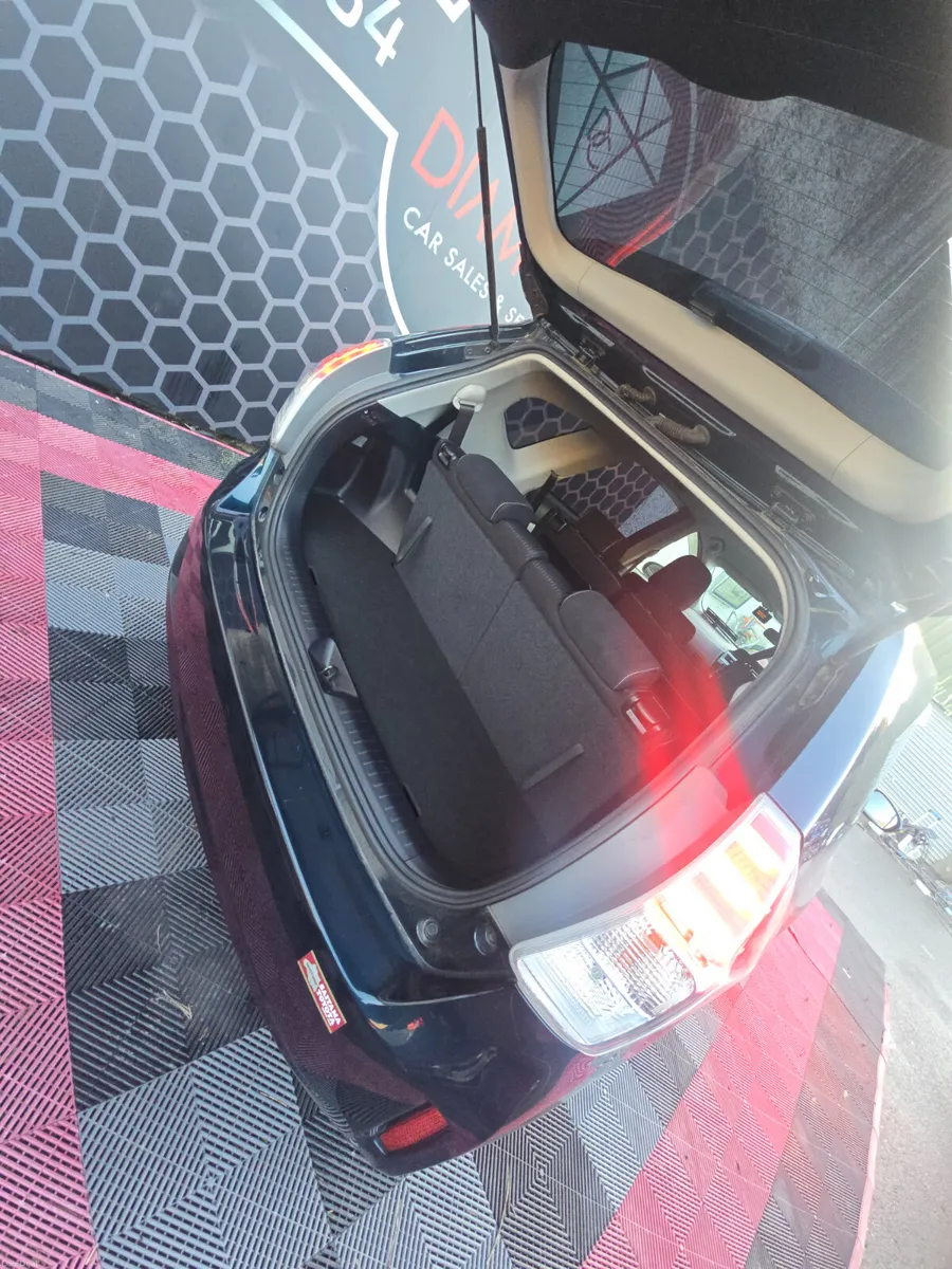 TOYOTA PRIUS ALPHA 7 SEATS EXCELLENT SPEC 70K KM - Image 6