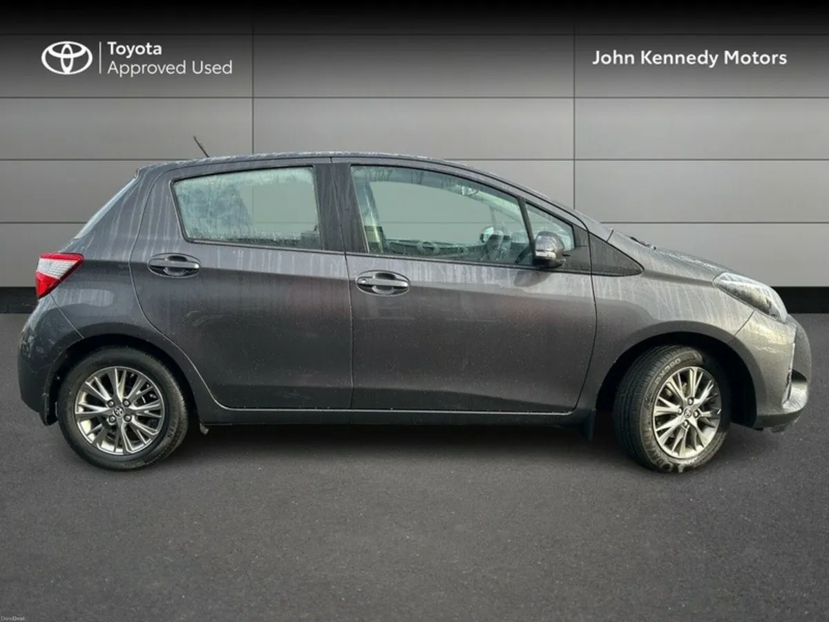 Toyota Yaris 1.0 5DR LUNA - Image 3