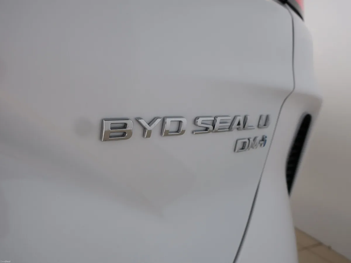 2026 BYD SEAL U Design AWD - Image 5