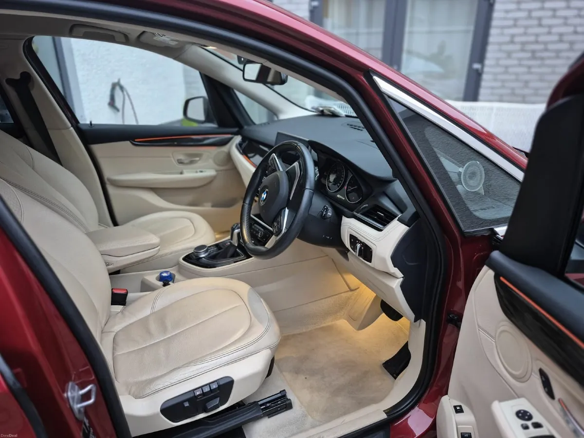 BMW 225 xe, PLUG-IN,52000km, Lady owner - Image 3