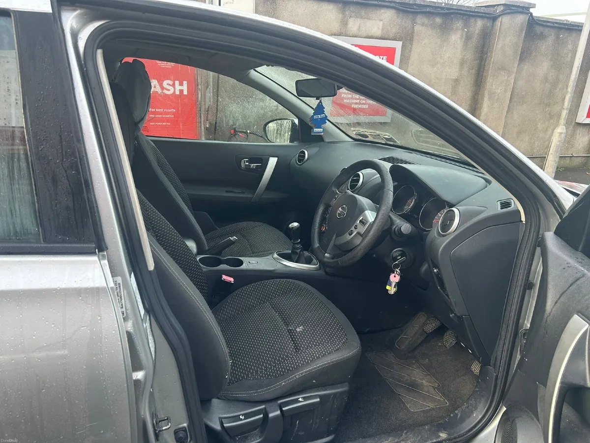 Nissan Qashqai 2010 - Image 1