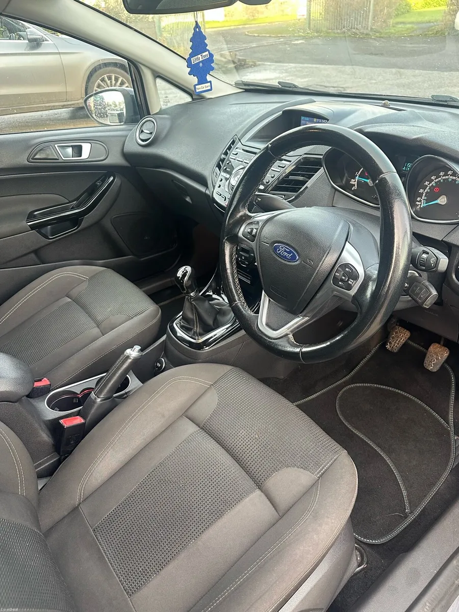 Ford Fiesta 2017 1.5 TDCI Titanium - Image 3