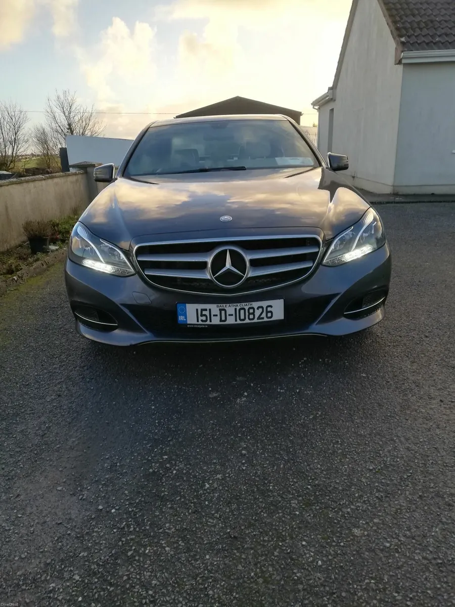 Mercedes-Benz E-Class 2015 - Image 2