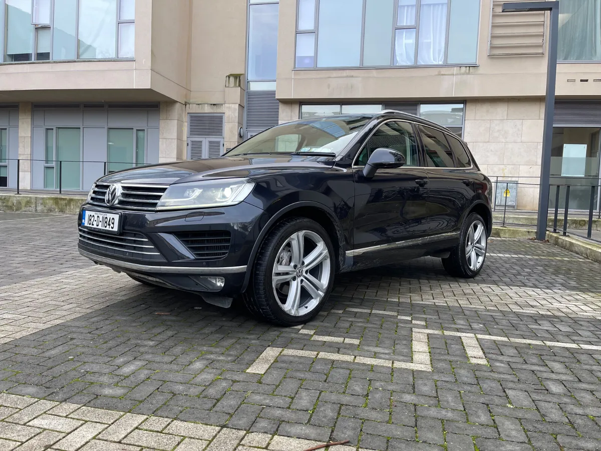 Volkswagen Touareg 2018 Crewcab - Image 3