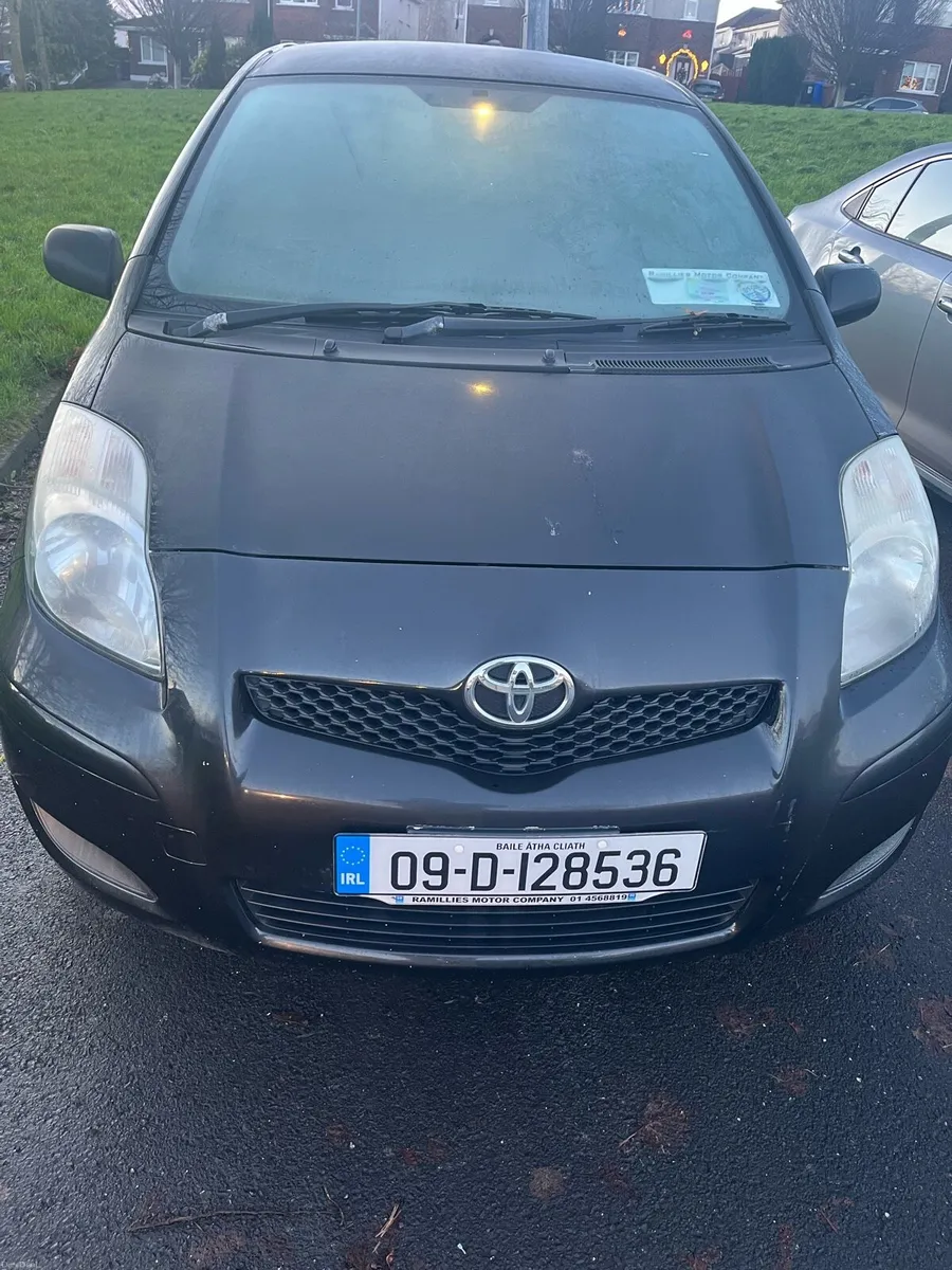 2009 Toyota Yaris for sale - Image 1