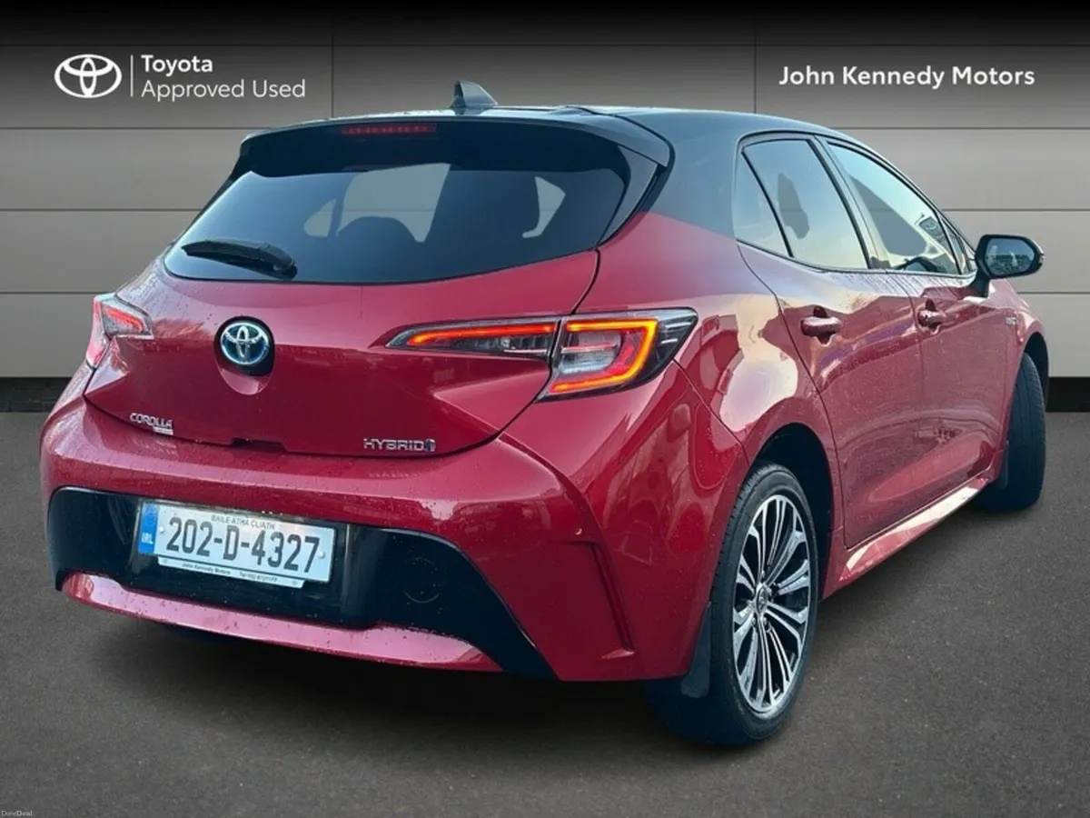Toyota Corolla HYBRID L/SPORT HB - Image 2