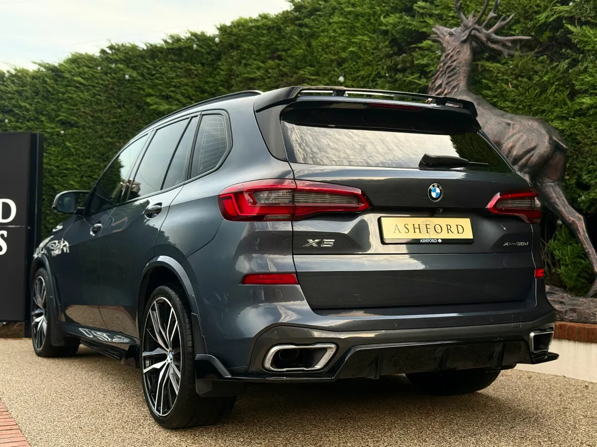 BMW X5 30D SKY LOUNGE GREAT SPEC - Image 4