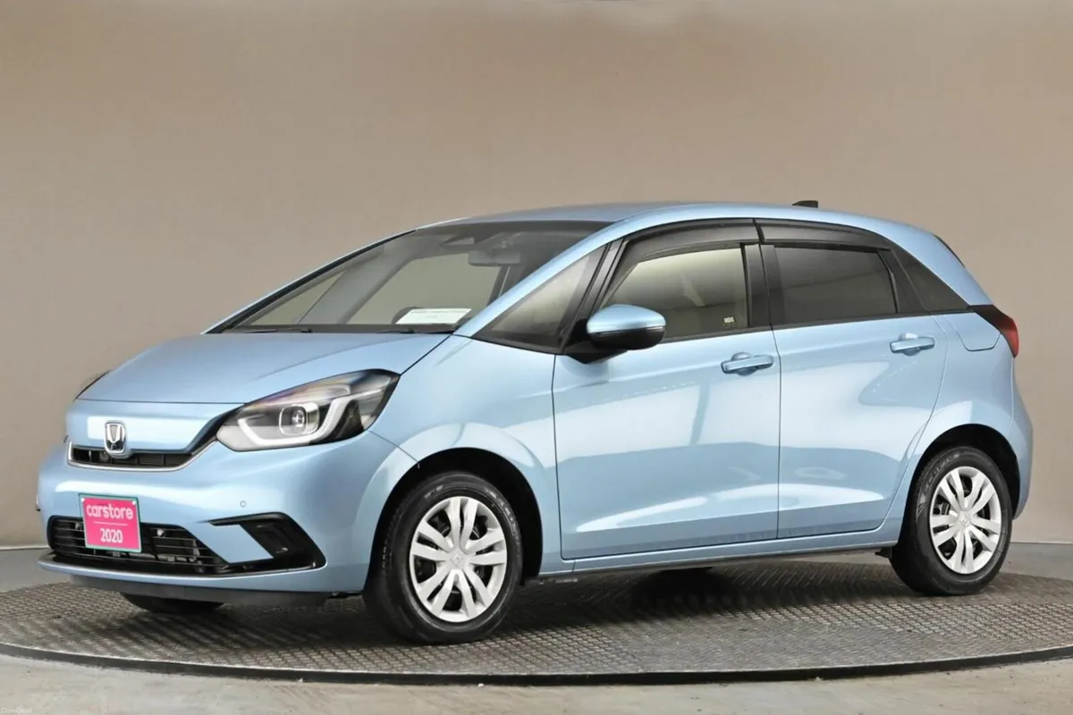 Honda Fit 1.5 HEV E-CVT **CARPLAY*ANDROID**REVERSE - Image 4