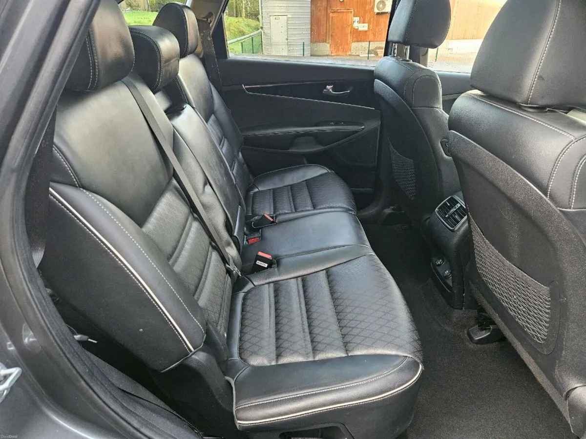 Kia sorento - Image 4