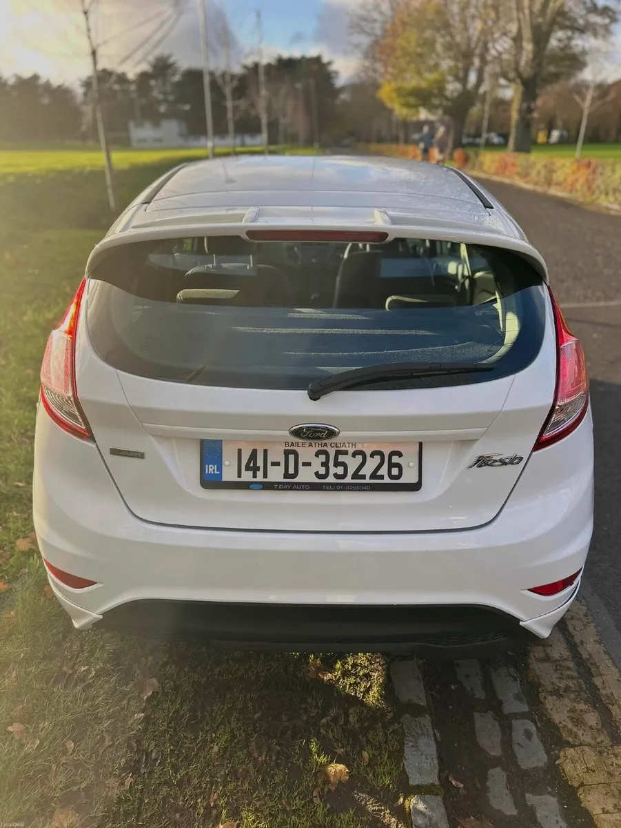 2014 Ford Fiesta 1.0 Petrol EcoBoost - Image 2