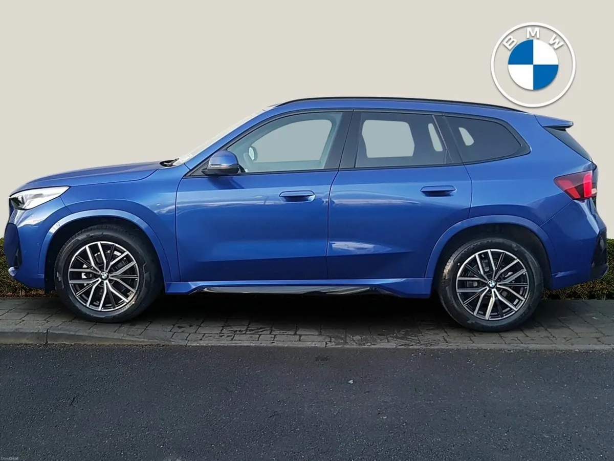 BMW iX1 iX1 eDrive20 M Sport - Image 4
