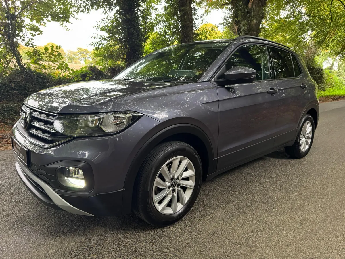 232 VW T CROSS 1.0 TSI LIFE ZENITH GREY - Image 6