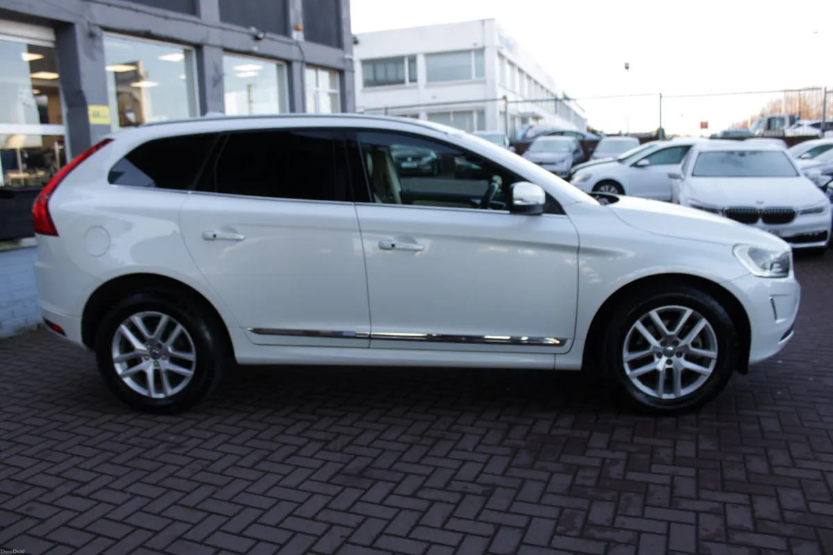 2.0D4 SE LUXURY PLUS  AUTOMATIC // IMMACULATE COND - Image 3