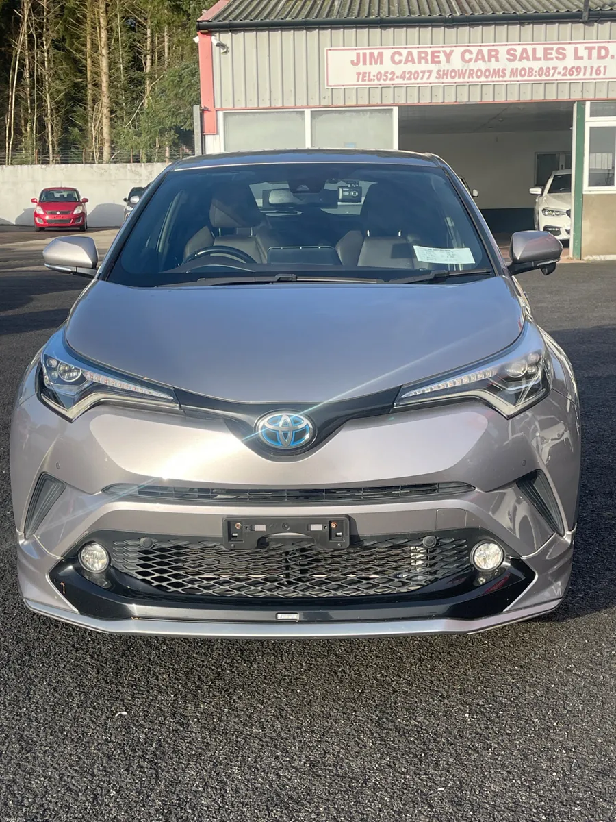 Toyota CHR 2017 - Image 2