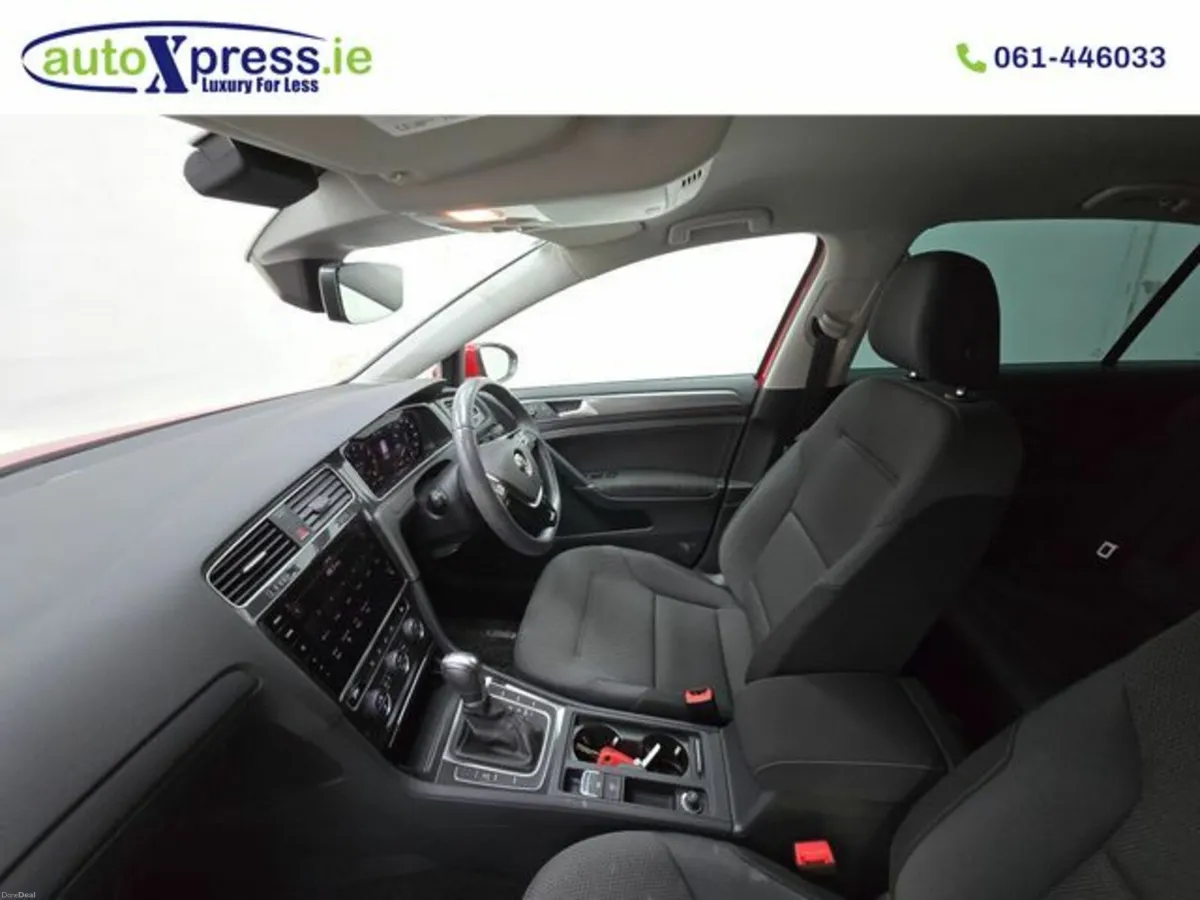 Volkswagen Golf 1.2 TSI Automatic, Reversing camer - Image 2