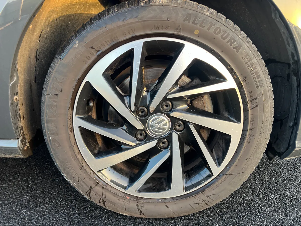 2019 (192) Volkswagen Golf Match 2.0 TDI-Automatic - Image 5