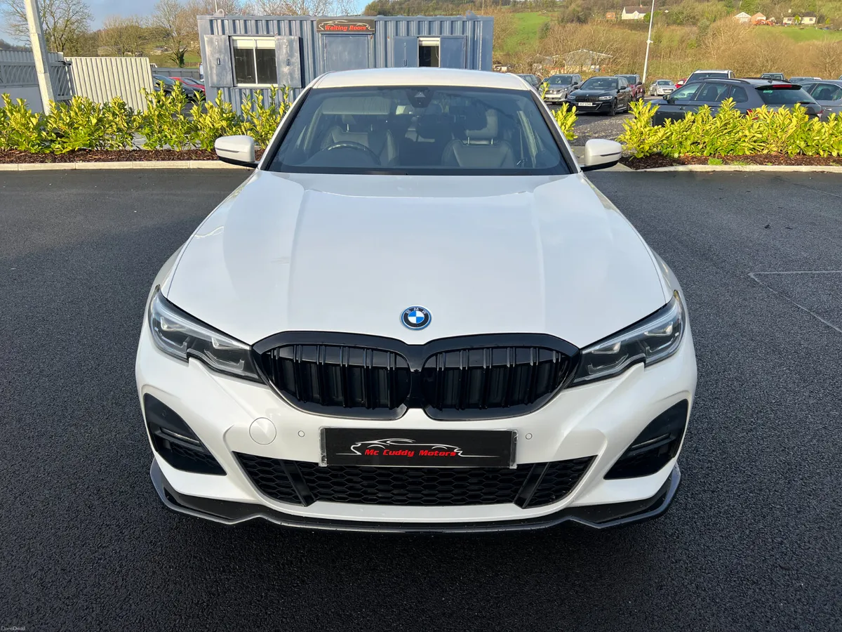 2022 BMW 330E M Sport 2.0 Auto - Image 3