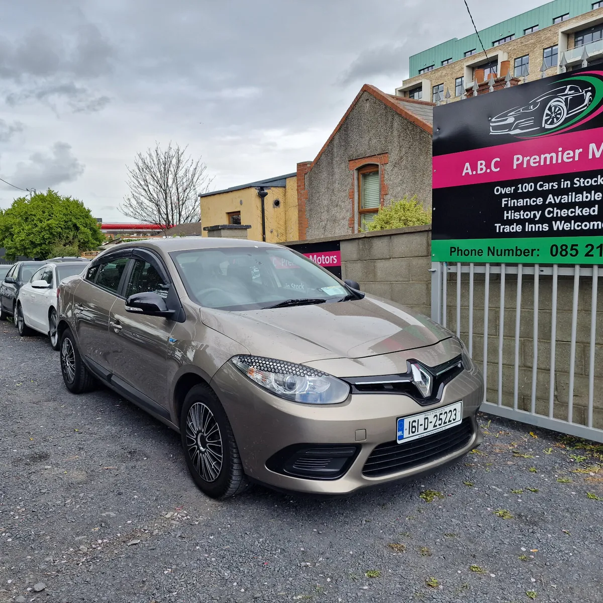 Renault Fluence 2016 Automatic - Image 1