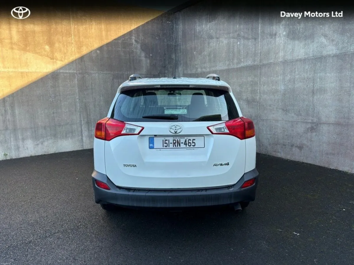 Toyota RAV4 RAV4 2.0D4D LUNA 2WD - Image 4