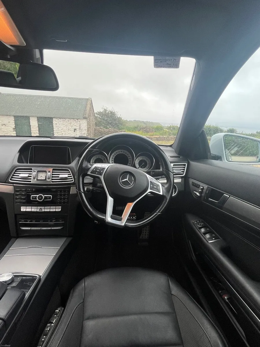 Mercedes-Benz E-Class 2014 - Image 4