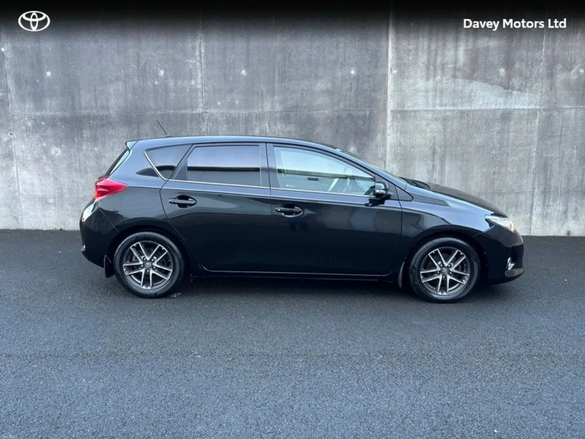 Toyota Auris AURIS 1.4D-4D SOL - Image 3