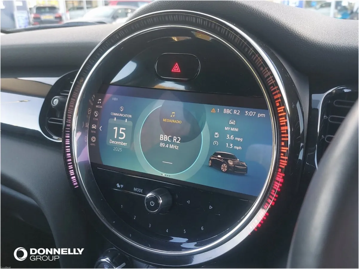 MINI HATCHBACK Cooper Classic - Image 4