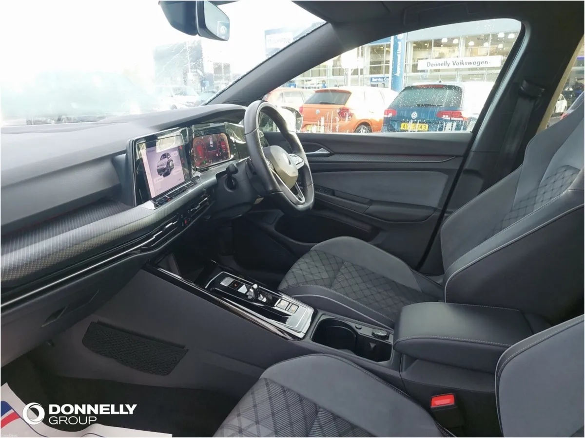 Volkswagen Golf Hatchback R-Line - Image 2