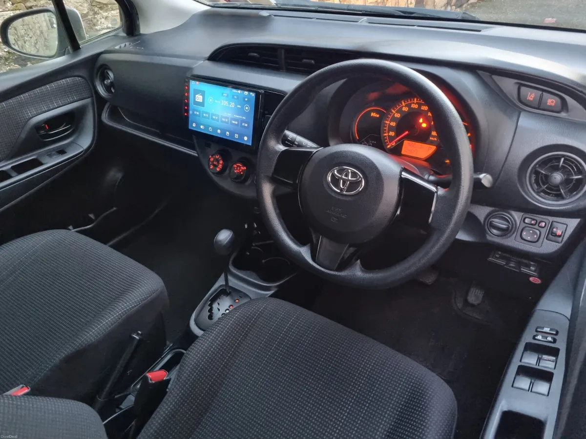 Toyota Vitz 2017 - Image 4