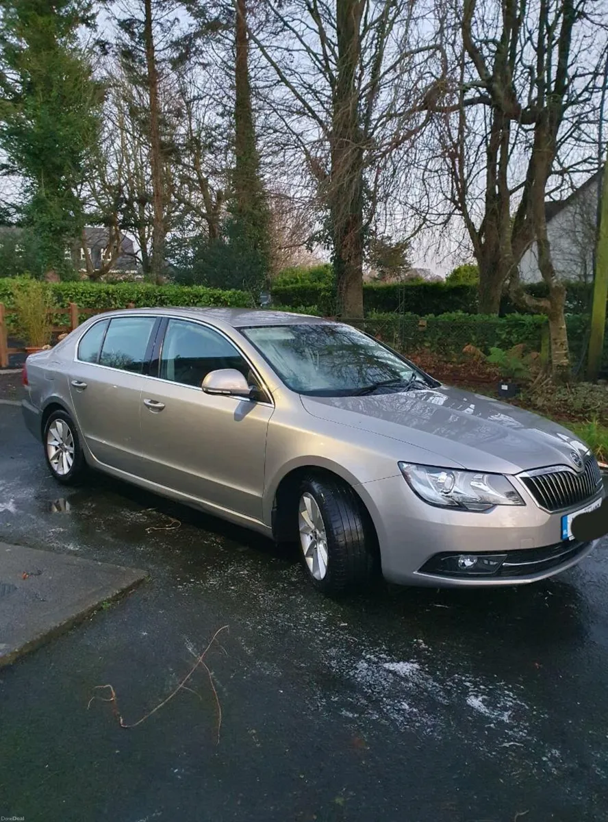 Skoda Superb - Image 1
