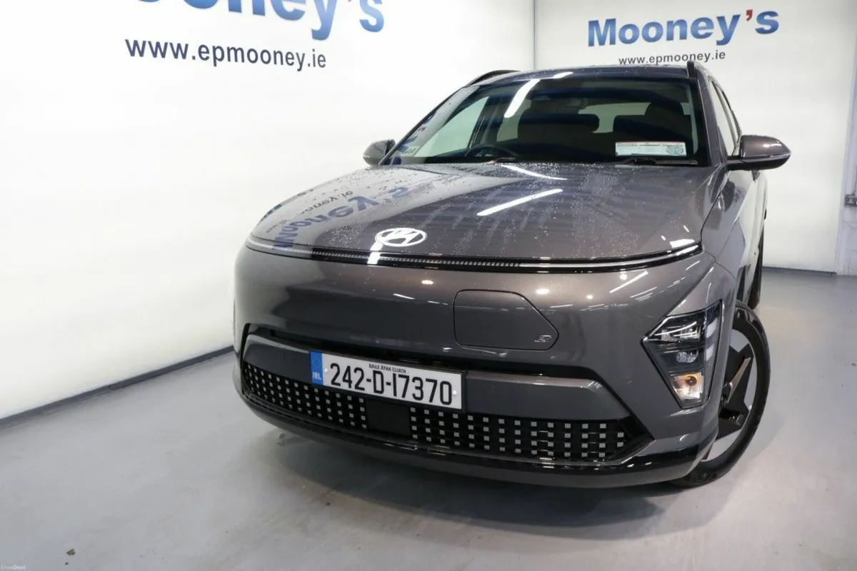 Hyundai KONA ELECTRIC ELEGANCE 48 kWh COMPACT SUV - Image 2