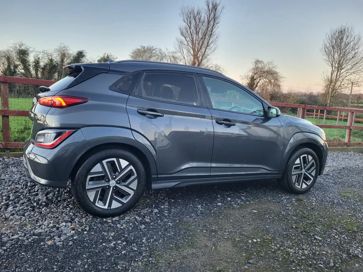 HYUNDAI KONA ELECTRIC 64KW PREM.  SOH 94.4% €12750 - Image 3