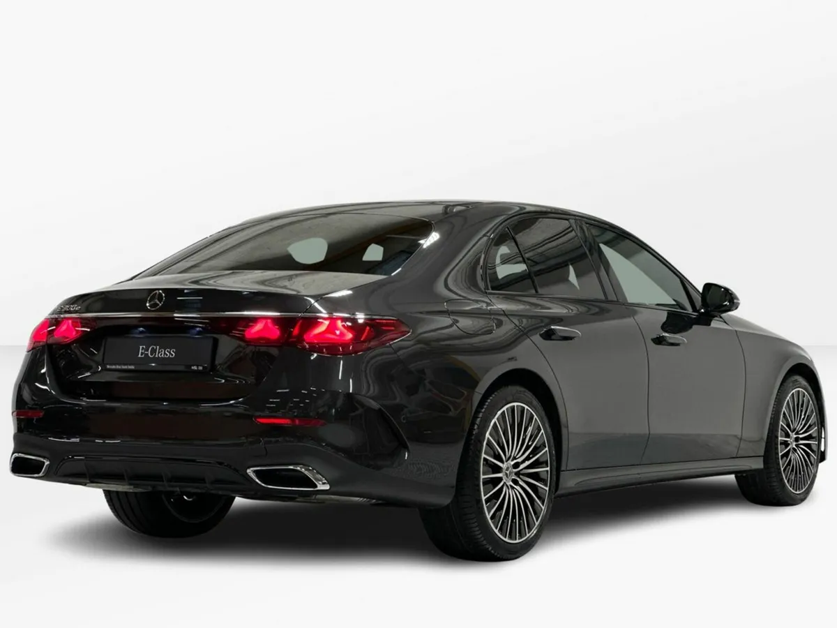 Mercedes-Benz E-Class E300 e AMG Line Edition + PH - Image 3