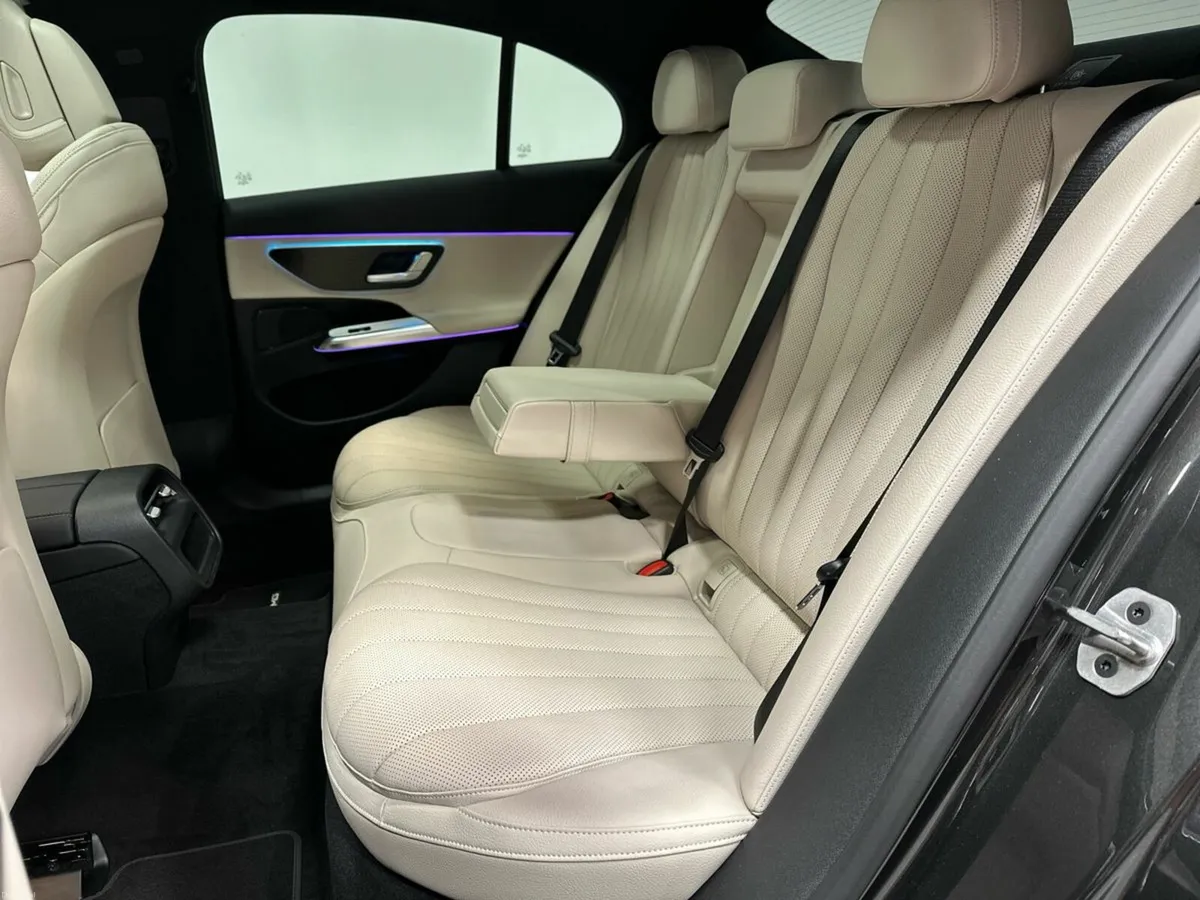 Mercedes-Benz E-Class E300 e AMG Line Edition + PH - Image 4