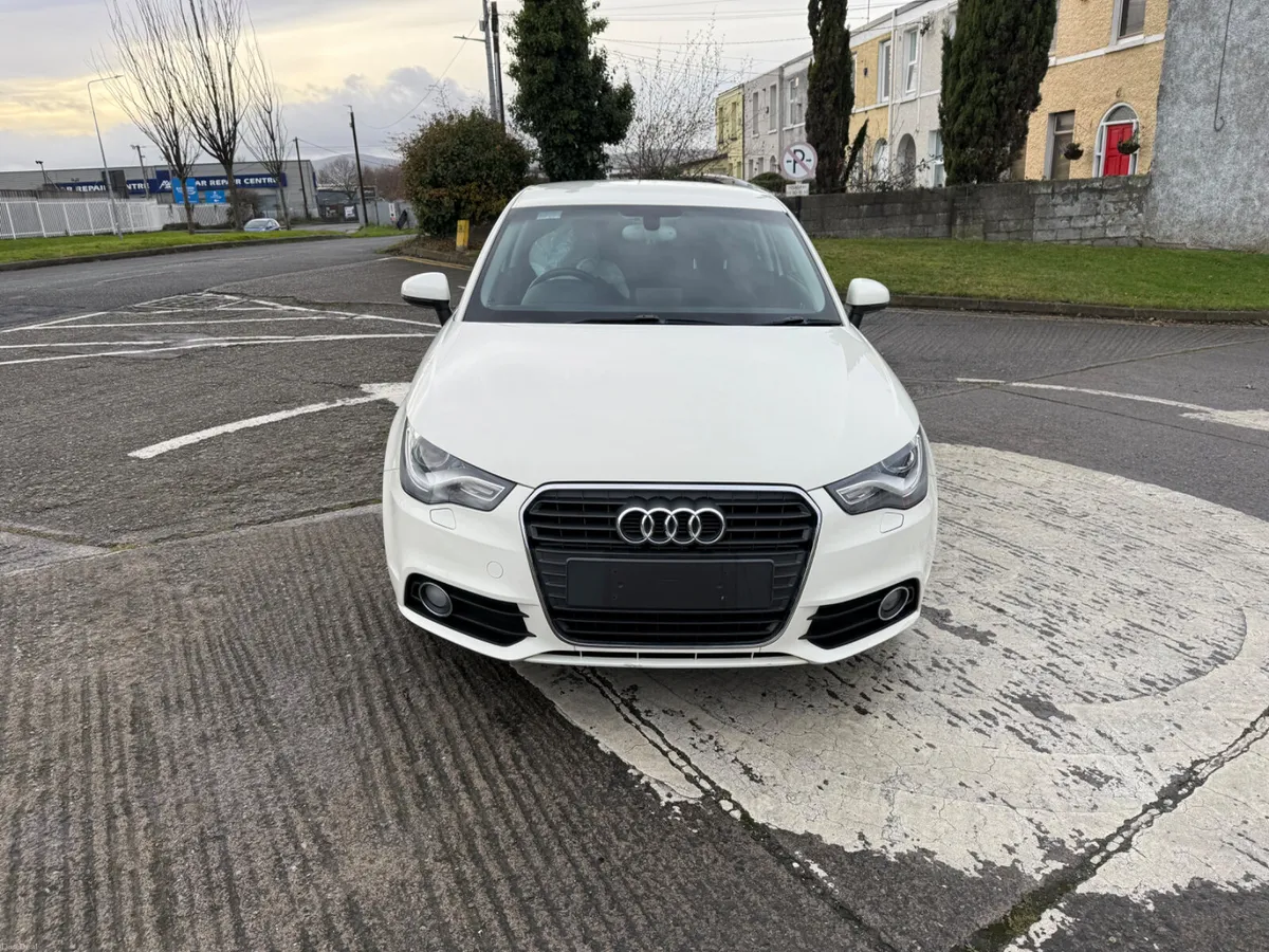 Audi A1 2012 - Image 2