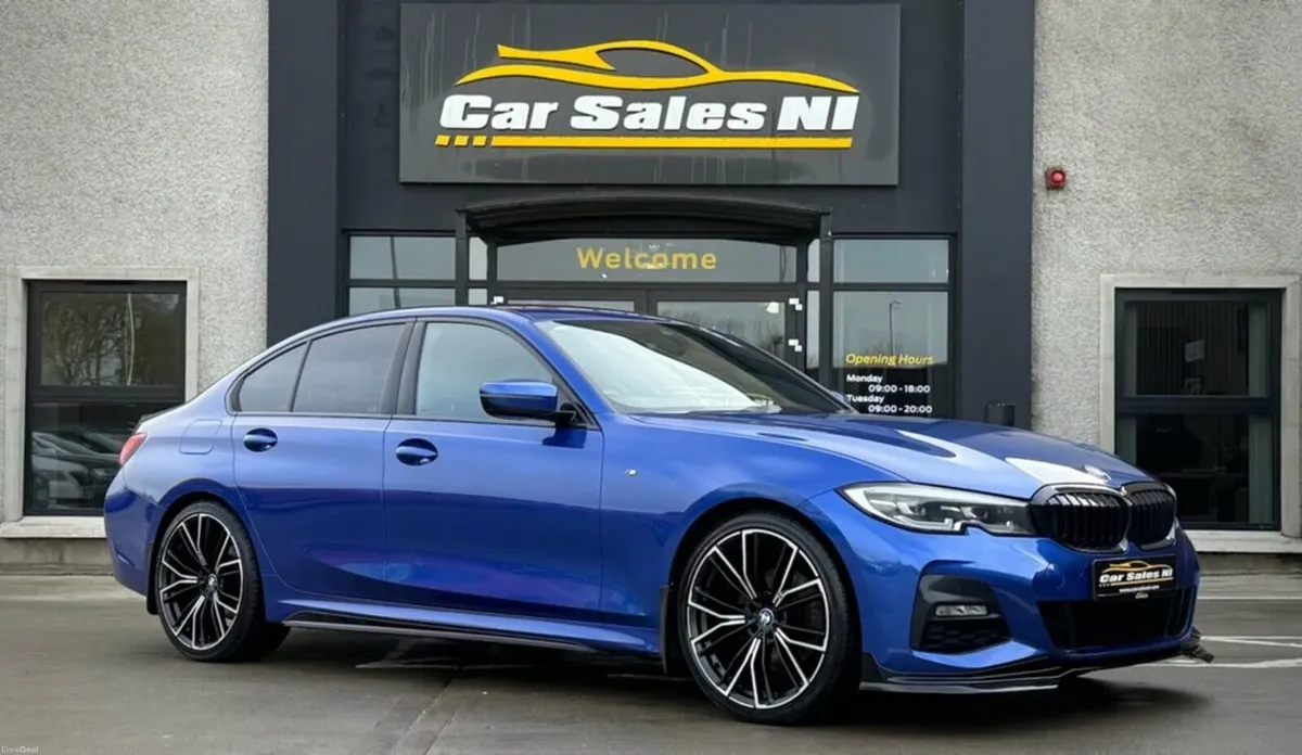2.0 320d MHT M Sport Saloon 4dr Diesel Hybrid Auto - Image 1