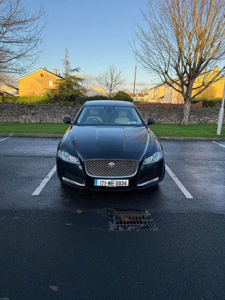 Jaguar XF 2017 - Image 2