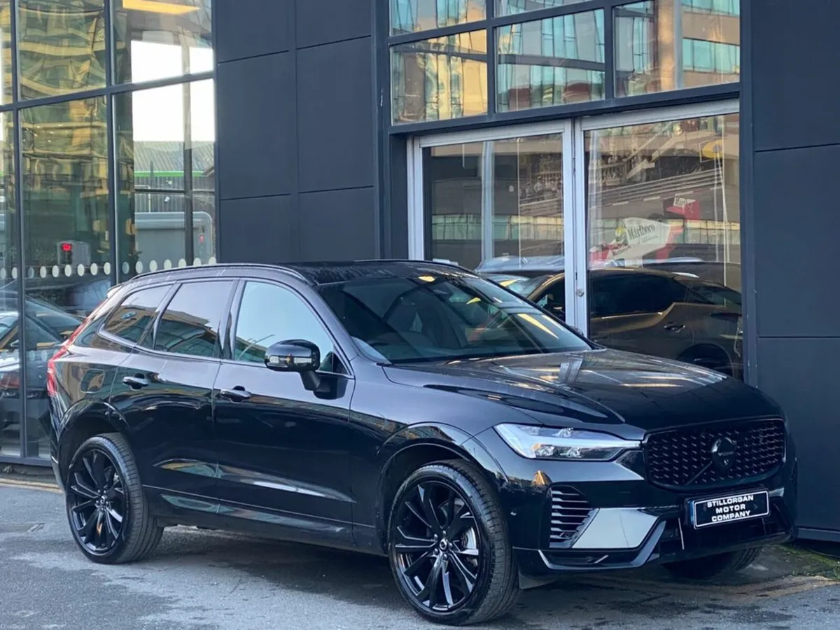 Volvo XC60 T6 Black Edition Plus AWD Recharge Auto - Image 4