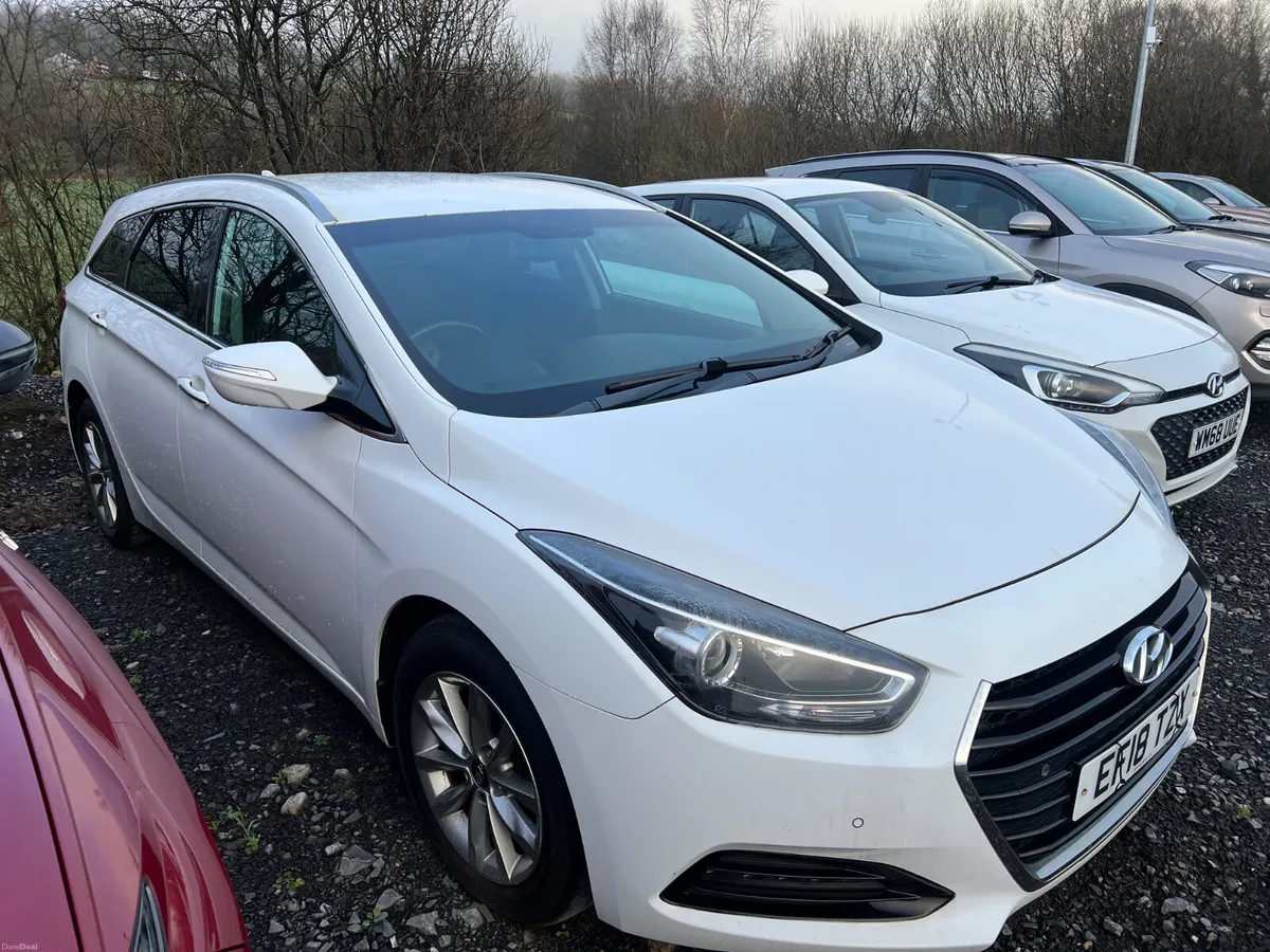 2018 Hyundai I40 SE Nav 1.7 CRDI BlueDrive -Estate - Image 1