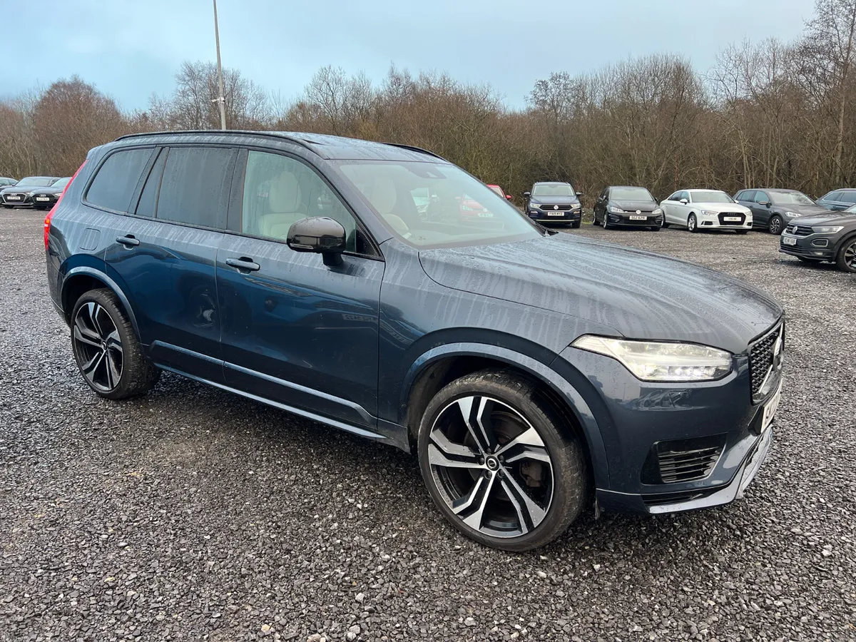 2022 Volvo XC90 R Design T8 Recharge PHEV Pan Roof - Image 1