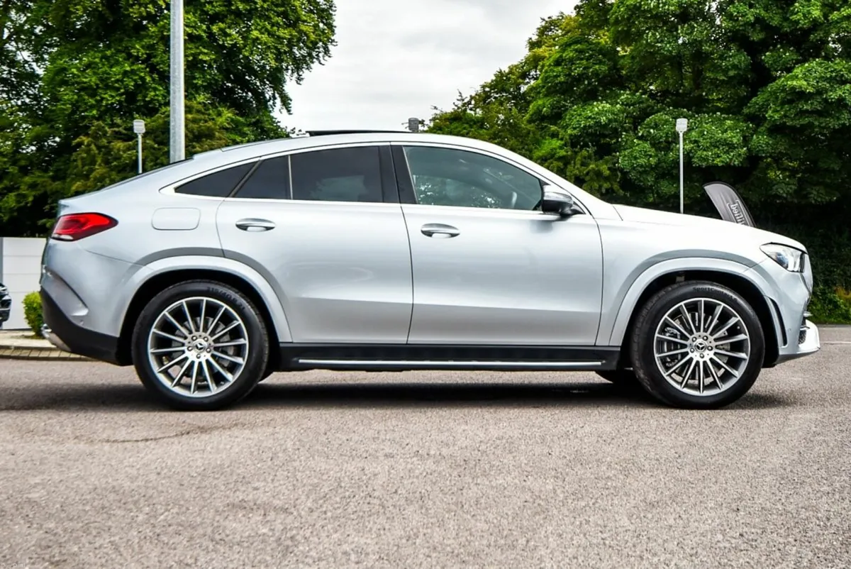 Mercedes-Benz GLE 350de AMG Premium Plus Coupe - Image 3