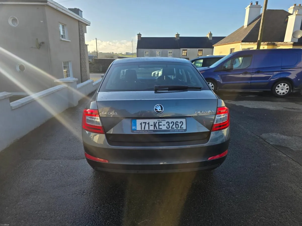 Skoda Octavia 2017 - Image 4